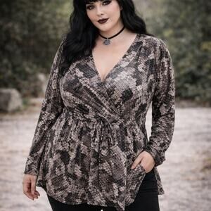 Torrid Animal Print Faux Wrap Babydoll Top Womens 3X Plus Mesh Long Sleeve